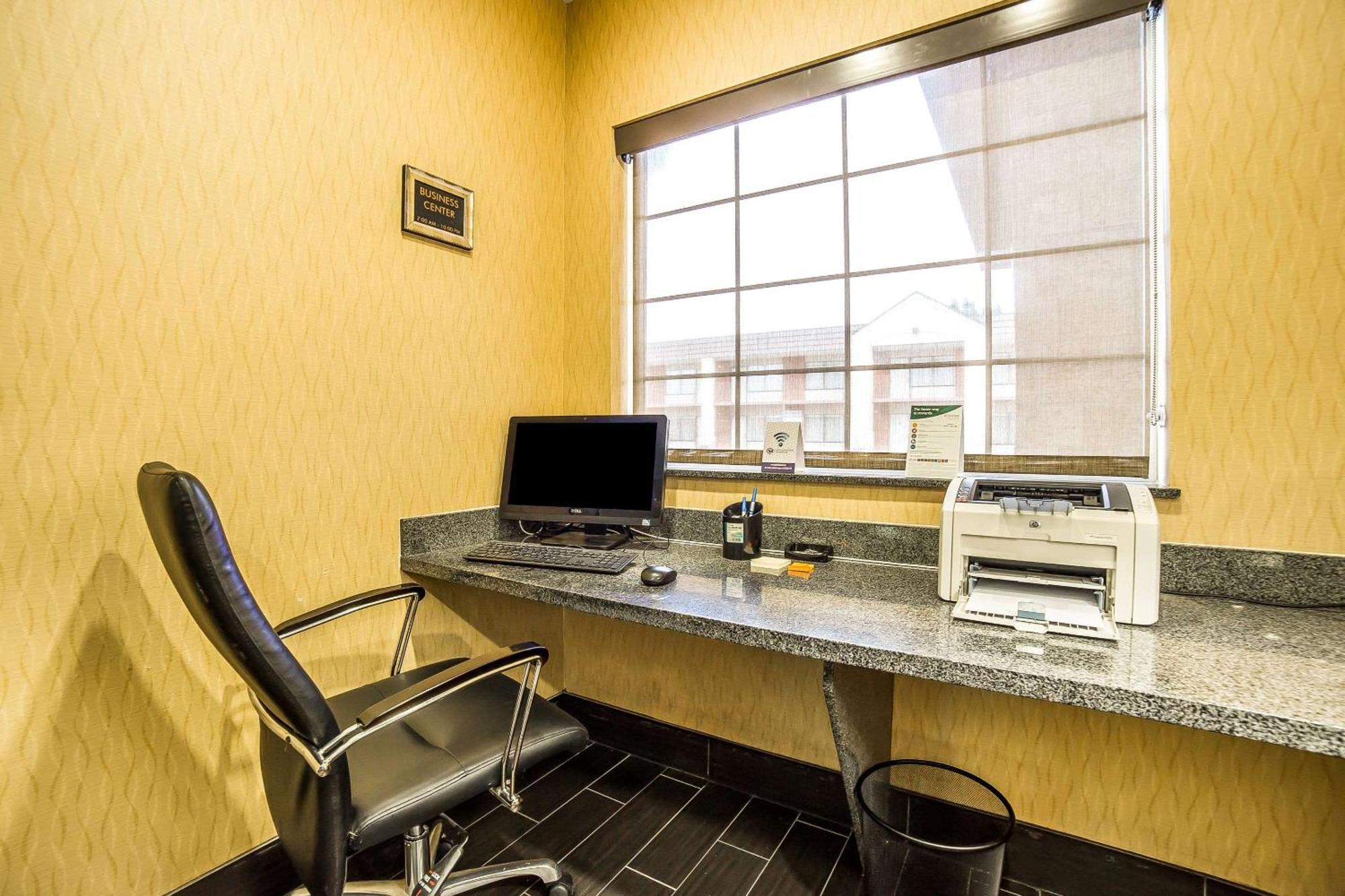 Comfort Inn Ballard-Roosevelt Екстер'єр фото